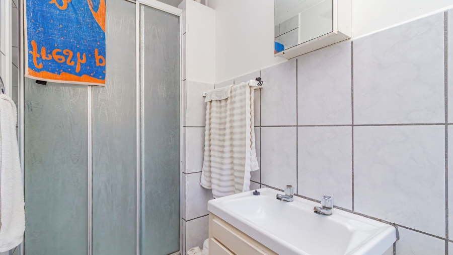 3 Bedroom Property for Sale in De Kelders Western Cape